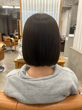 山野愛子美容室 銀座店 ショートボブ×グレージュ