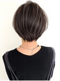 ハイライトバレイヤージュダブルカラーショートカット　30代40代