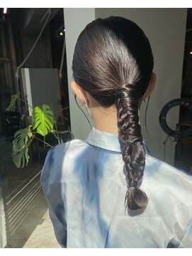 モーブ(MAUVE) [HANAEアレンジ]タイトポニー