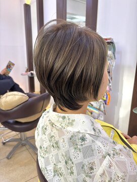 ヘアアーク(HAIR arc) ショートレイヤー#マロンベージュ#くすみベージュ#くびれ#ひし形