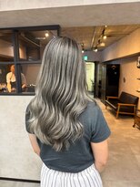 サニー 渋谷(SUNNY) バレイヤージュ、ハイライト、レイヤーロング、グレーベージュ