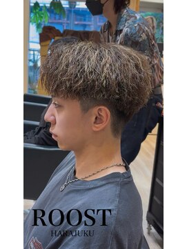 ルースト 原宿店(ROOST) ツイスパ/ツイストスパイラル/ハイライト/渋谷/原宿