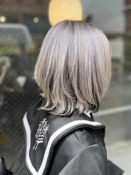 ルフレ 新宿歌舞伎町店(Reflet) シルバーカラー/ダブルカラー/ブリーチ/デザインカラー