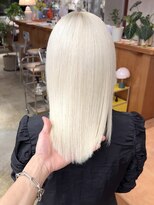 ヤーン(yarn.) ホワイトブロンド【赤堀友哉】
