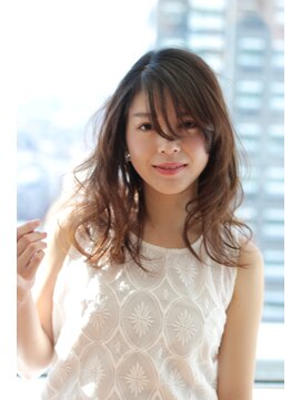 サイズ バイ グリットアヴェダ ららぽーと海老名店(XXXY'S by grit AVEDA) ウエーブで可愛めカジュアル