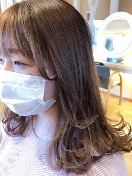 ヘアー ビジン(HAIR Bijin) テラコッタカラーで艶感を