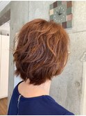 無造作な毛先の動きがポイント★