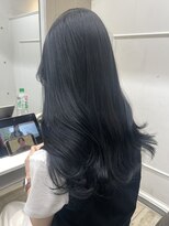 シーン(seen)&nbsp;【くびれヘア×ブルーブラック】小顔カット　グレージュカラー