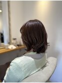 動きのある艶系ウルフボブ/グレーベージュ/ヘルシースタイル