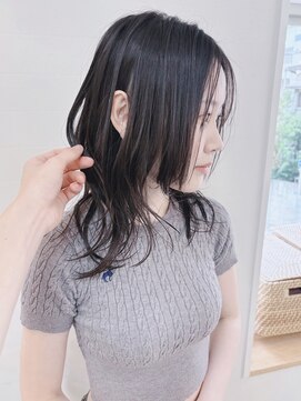 モリオフロムロンドン 松戸店(Morio from London) 【松戸　テラカド】大人可愛いセミロングレイヤーハッシュカット