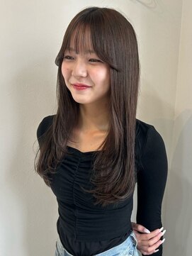 アンニュ(annuy) 顔周りカット レイヤーカット グレージュカラー 透明感カラー