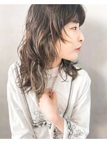 ジュリエッタ(giulietta)&nbsp;ウルフパーマ　インナーカラー　ブリーチ　ハッシュカット