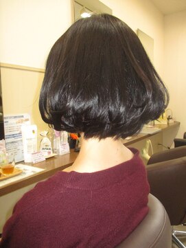 コアフィールフィス(COIFFURE fils) 黒髪ショートボブ×M3D