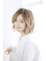 オティアプラスエヌ(OTTIA+n)&nbsp;20代30代40代　もふもふ髪のバルーンボブ【松山】♯402