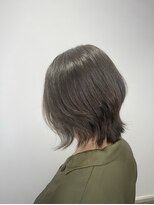 リーオオサカ(Lee Osaka)&nbsp;【Lee大阪店】ウルフ×ナチュラルグレージュ/新出奈津樹