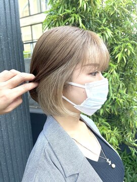 エイト 横須賀中央店(EIGHT) インナーカラー×ホワイトベージュ