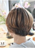 丸さ感じるショートヘア