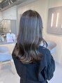 シダ(sida SAIIN)&nbsp;ベースとの明度差をつけつつも上品に仕上げるハイライトスタイル