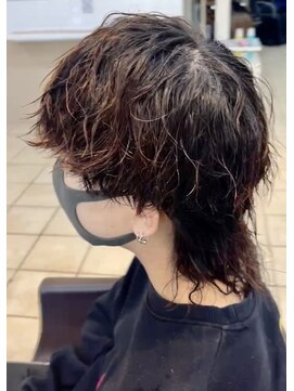 ディータ(Dita) 無造作緩め波打ちツイスパウルフin大宮メンズカットパーマ美容室