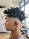 スキンフェード、ハイライトツイストパーマ