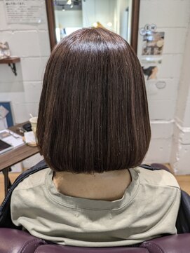 チアー ヘアリラクゼーション(cheer HAIRRELAXATION) カーキ色