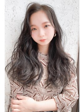 ガーデン アクロスプラザ足利店(garden) ロング／レイヤー／アッシュ／コテ巻き