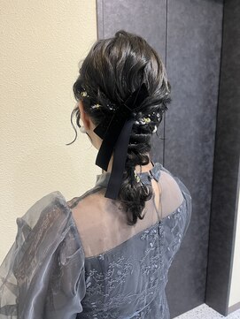 ミラ(Mila) ミディアム編みおろしヘア♪結婚式お呼ばれ