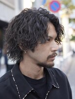 フィフス 仙台(fifth)&nbsp;仙台波巻きパーマセンターパートウルフメンズマッシュ緩め30代◆