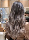 バレイヤージュグレージュハイライトダブルカラーケアブリーチ