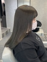 リラス 博多(rilas)&nbsp;暗めオリーブグレーカラー　トーンダウン　赤み消しカラー