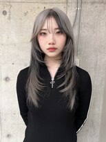 ソル バロール 表参道(SOL .valor)&nbsp;シルバー×ブラックデザインカラー レイヤーカット