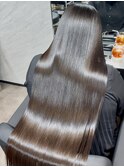 「地毛風ナチュラルストレート × 艶髪髪質改善」