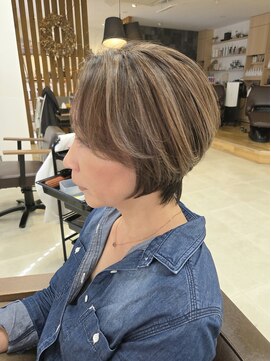 フラココ 荻窪店(hurakoko trico) 40代/50代/美髪ショートレイヤー/ブロンドハイライト/荻窪