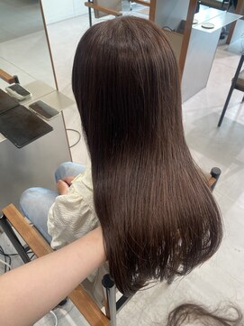 ローレンアオ(LOREN AO) ブラウンカラー/ベージュカラー/レイヤーロング/髪質改善カラー