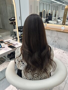 ロンドルピナス 小倉(Lond Lupinus) ミディアムヘア暗めカラー/デザインカラー/フェイスフレーミング