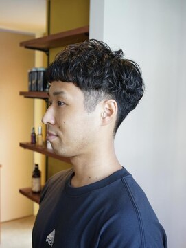 【kaito】王道刈り上げパーマ