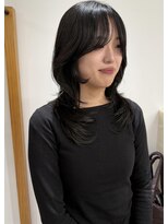 エム(M) 大阪ハイレイヤー/バタフライカット/ハッシュカット