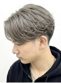 センターパートフェザーパーマ