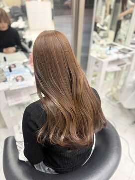 フォルテ ティアラ 横浜店(FORTE TIARA) ブリーチなしヘーゼルベージュ透明感カラー