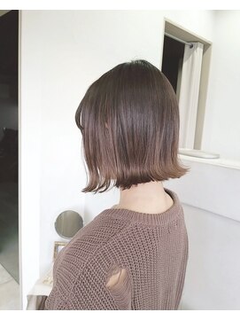 ヴィヴェンテ(VIVENTE.) 【VIVENTE.】KANAE シンプルお洒落な切りっぱなしボブ