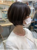大人かわいいベージュ丸みショートボブ 新宿