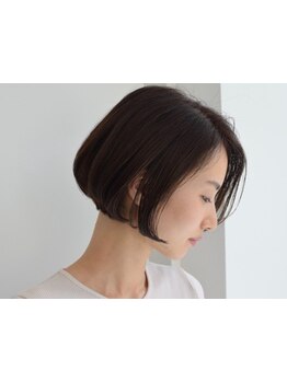 経験豊富なデザイナーが大人女性の"魅力"を高めます♪大人女性特有のお悩みもお気軽にご相談ください◎