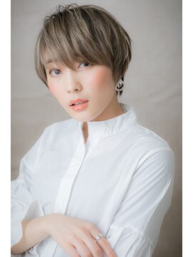 カバーヘア ブリス 川口(COVER HAIR bliss) グレイアッシュハイライトクールショート302Y川口10代20代30代