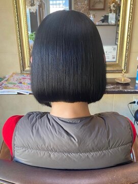 アンドアート ヘアーデザイン(AND ART HAIR DESIGN) 前下がりボブ×ブルーブラック