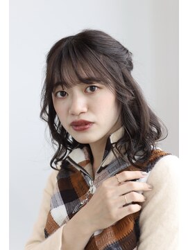ヘアーアンドメイク エクリ 不動前店(Hair&Make equri) 【不動前美容室】ハーフアップ・巻き髪スタイル