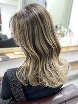 ランプ(Lamp) くびレイヤーグレーベージュニュアンスカラー白髪染め白髪ぼかし