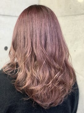 ニーゼロゼロナナ(2007) ピンクベージュ