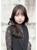 セミロングヘア