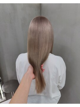 スイ 松戸(SUI) ハイトーンベージュ