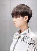 ハイライトカラー×刈り上げショート